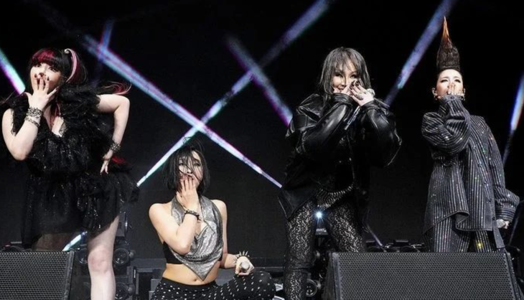 2NE1 at Coachella